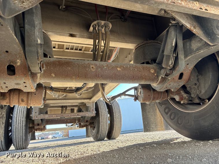 image for item FG2545 2022 Wilson AF-1080 flatbed trailer