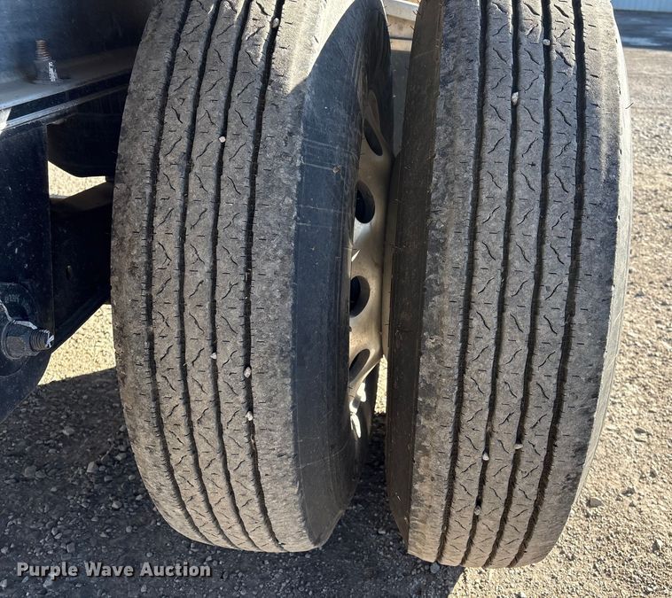 image for item FG2545 2022 Wilson AF-1080 flatbed trailer