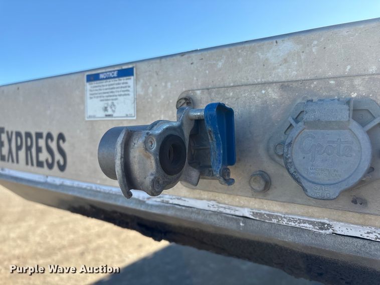 image for item FG2546 2022 Wilson AF-1080 flatbed trailer