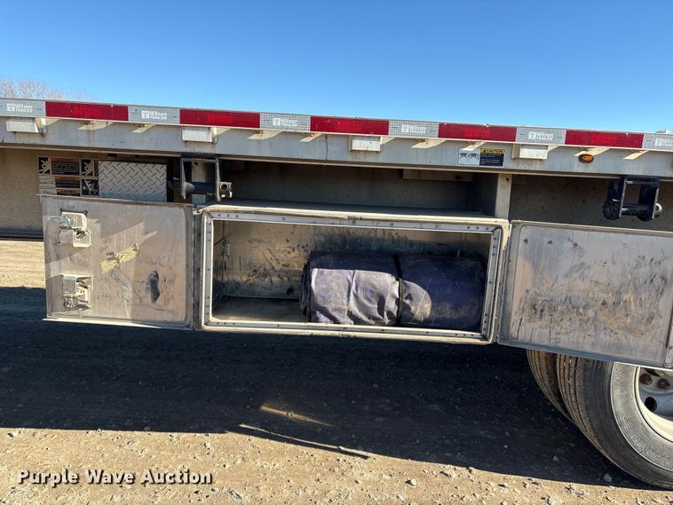 image for item FG2546 2022 Wilson AF-1080 flatbed trailer