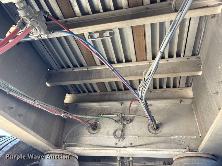 image for item FG2546 2022 Wilson AF-1080 flatbed trailer