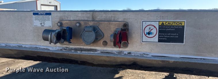 image for item FG2547 2022 Wilson AF-1080 flatbed trailer