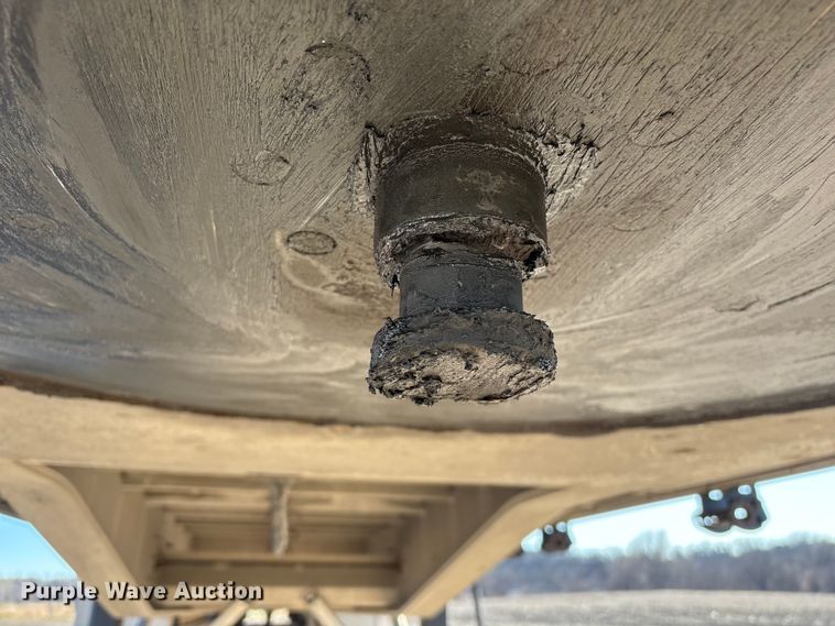 image for item FG2547 2022 Wilson AF-1080 flatbed trailer