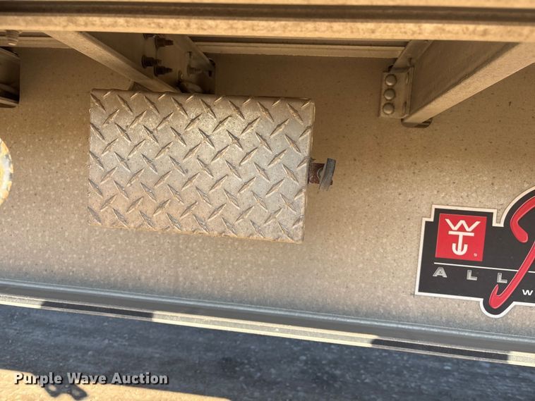 image for item FG2547 2022 Wilson AF-1080 flatbed trailer