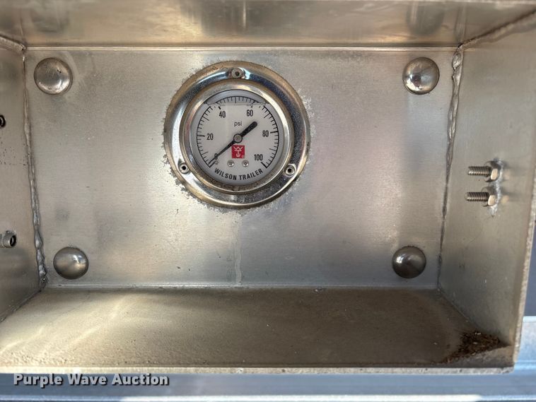 image for item FG2547 2022 Wilson AF-1080 flatbed trailer