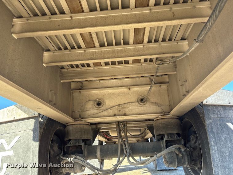 image for item FG2547 2022 Wilson AF-1080 flatbed trailer