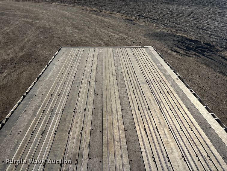 image for item FG2547 2022 Wilson AF-1080 flatbed trailer