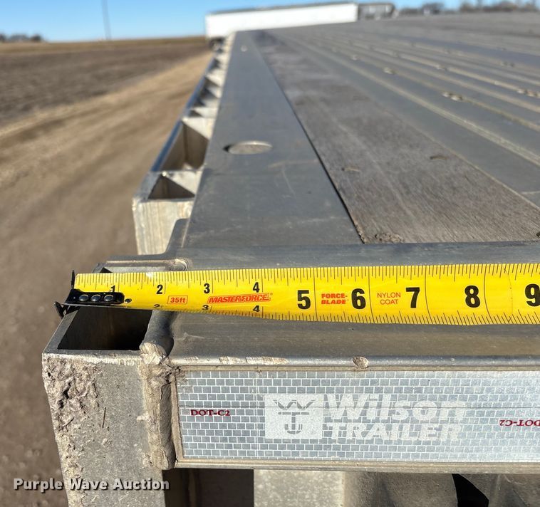 image for item FG2547 2022 Wilson AF-1080 flatbed trailer