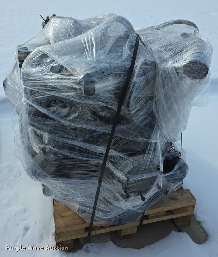 image for item FI0817 2019 Kenworth T680 semi truck