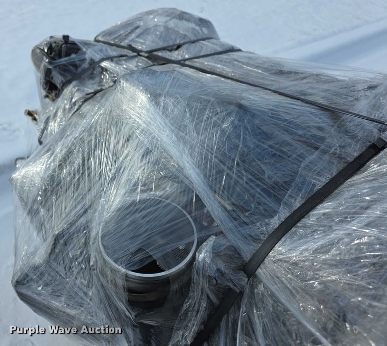 image for item FI0817 2019 Kenworth T680 semi truck