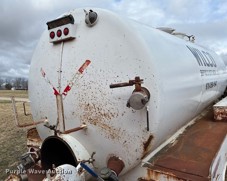 image for item FI1638 Vacuum tank bed