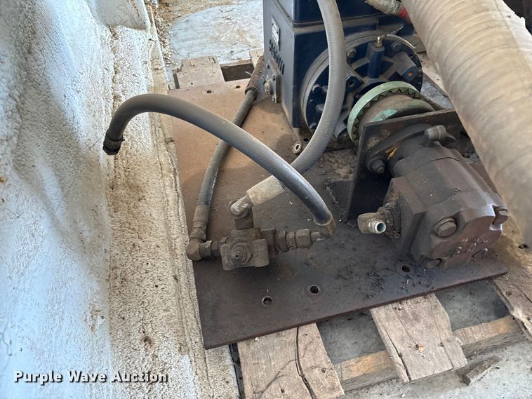 image for item FI1638 Vacuum tank bed