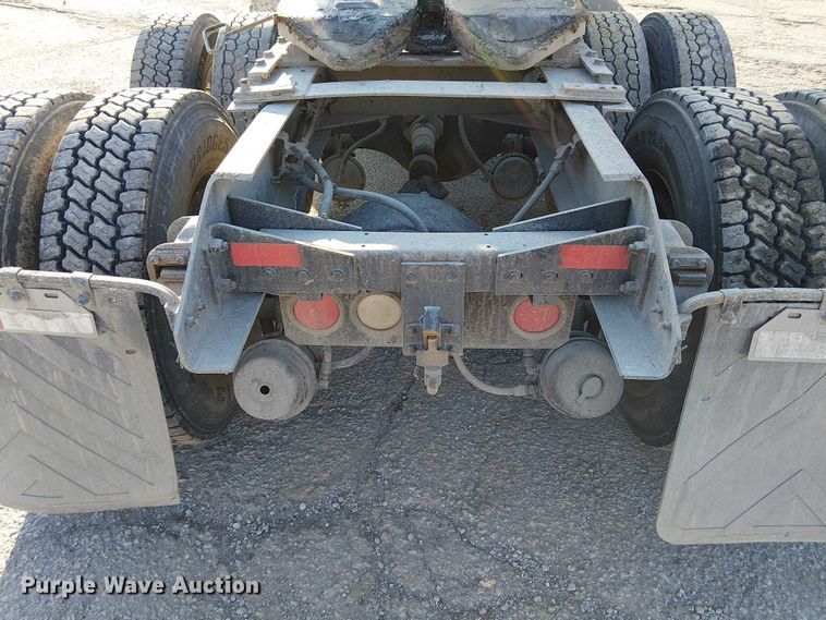 image for item FK0827 1994 Kenworth T800 semi truck