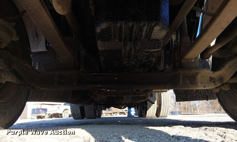 image for item FK0827 1994 Kenworth T800 semi truck