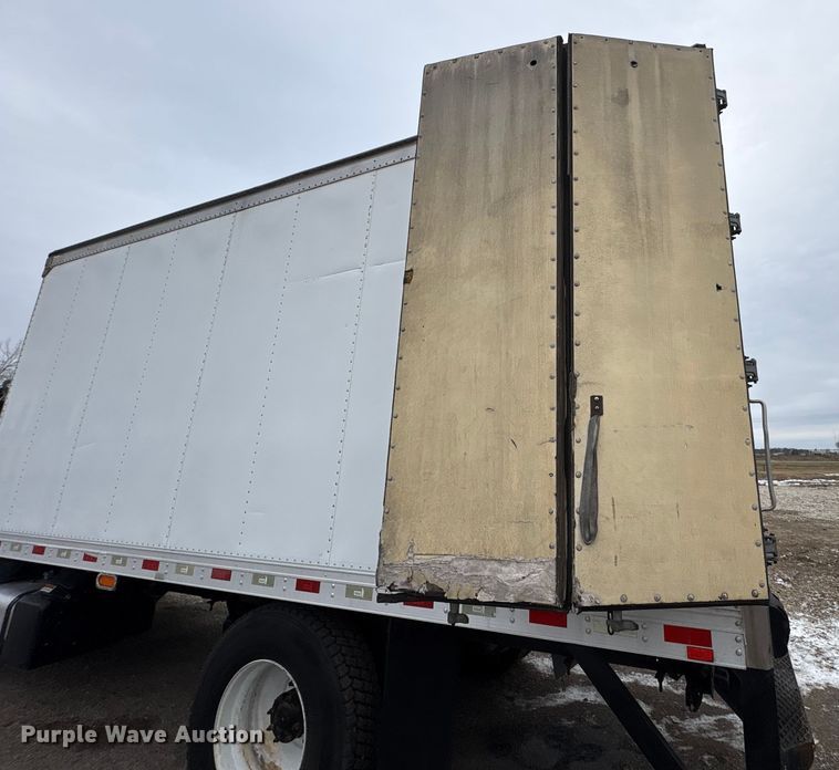 image for item FK1109 2014 Freightliner Business Class M2 refrigerated truck