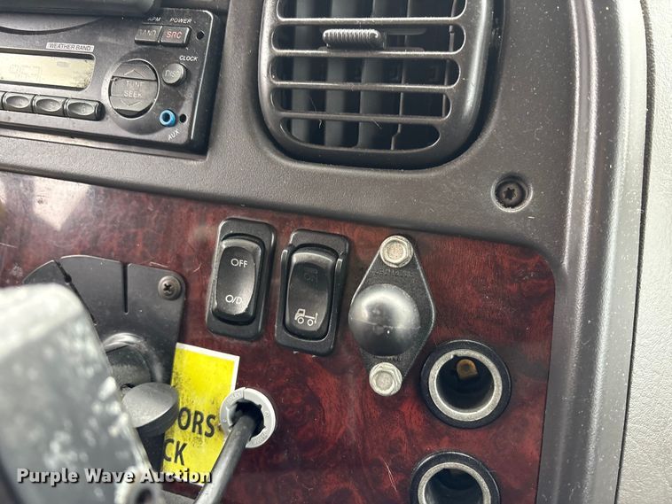 image for item FK1109 2014 Freightliner Business Class M2 refrigerated truck