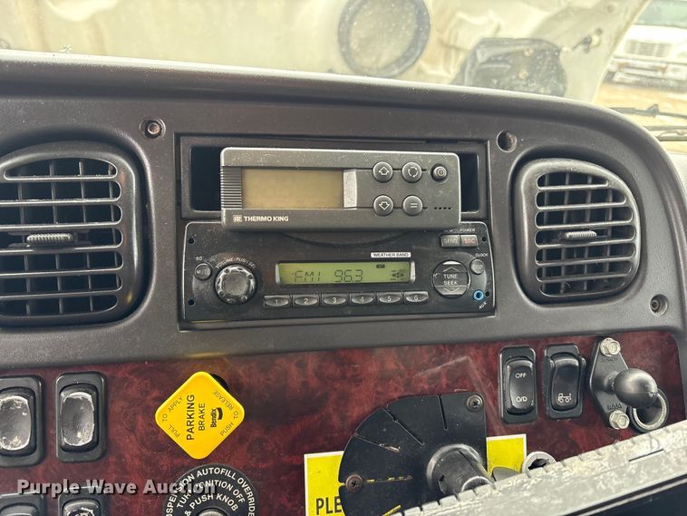 image for item FK1109 2014 Freightliner Business Class M2 refrigerated truck