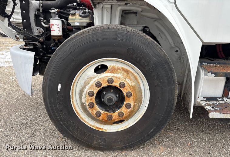 image for item FK1109 2014 Freightliner Business Class M2 refrigerated truck