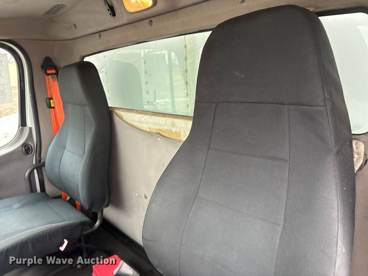 image for item FK1111 2015 Freightliner Business Class M2 refrigerated truck