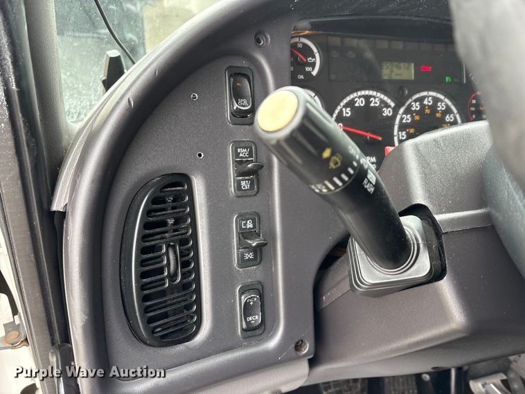 image for item FK1111 2015 Freightliner Business Class M2 refrigerated truck