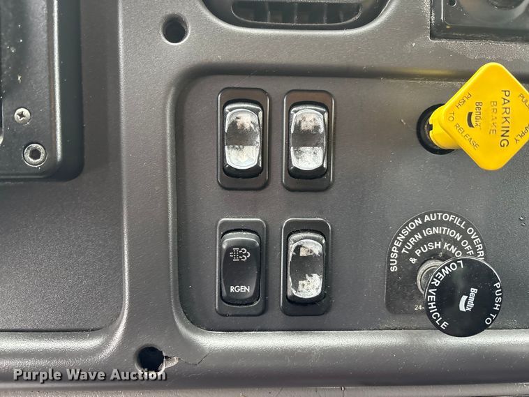 image for item FK1111 2015 Freightliner Business Class M2 refrigerated truck