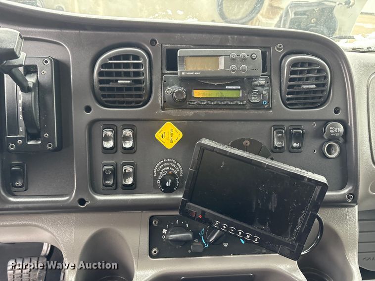 image for item FK1111 2015 Freightliner Business Class M2 refrigerated truck