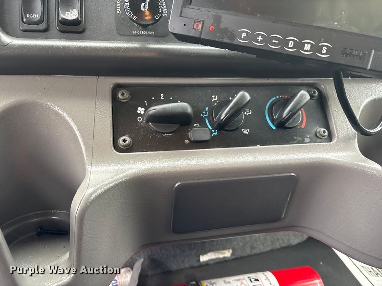 image for item FK1111 2015 Freightliner Business Class M2 refrigerated truck