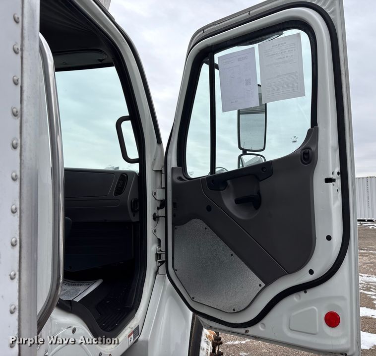 image for item FK1111 2015 Freightliner Business Class M2 refrigerated truck