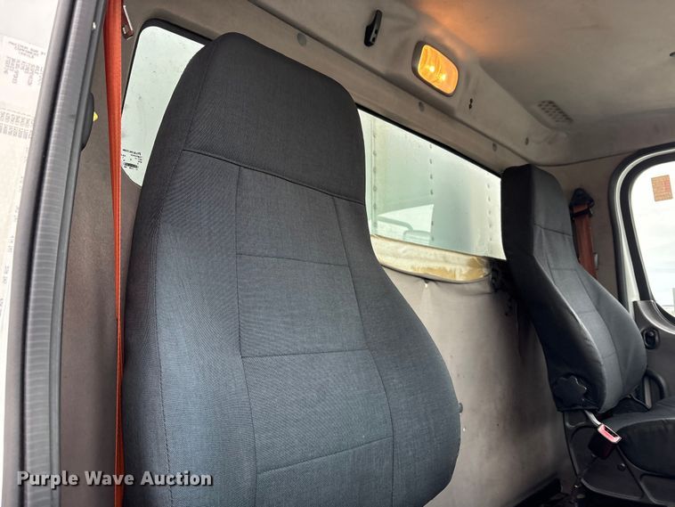 image for item FK1111 2015 Freightliner Business Class M2 refrigerated truck