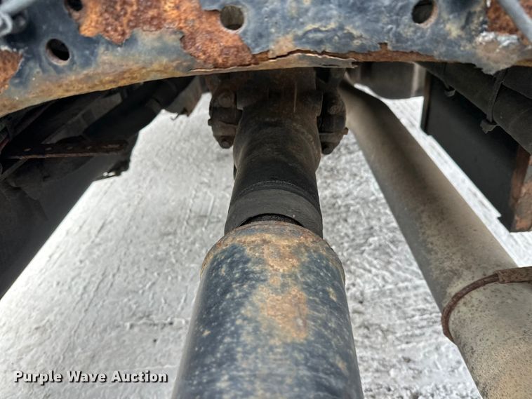 image for item FK1557 2015 Freightliner Cascadia  semi truck