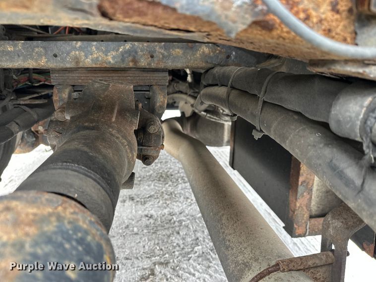 image for item FK1557 2015 Freightliner Cascadia  semi truck