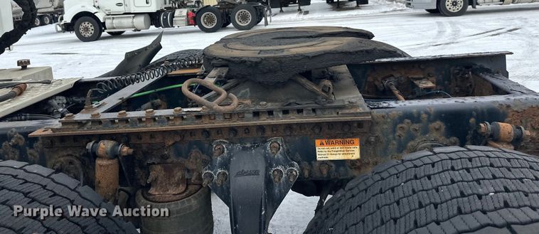 image for item FK1557 2015 Freightliner Cascadia  semi truck