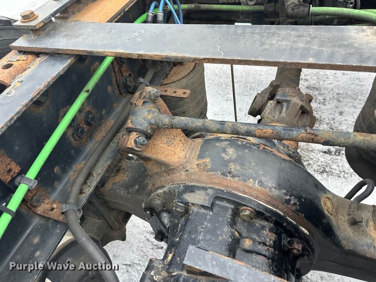 image for item FK1557 2015 Freightliner Cascadia  semi truck