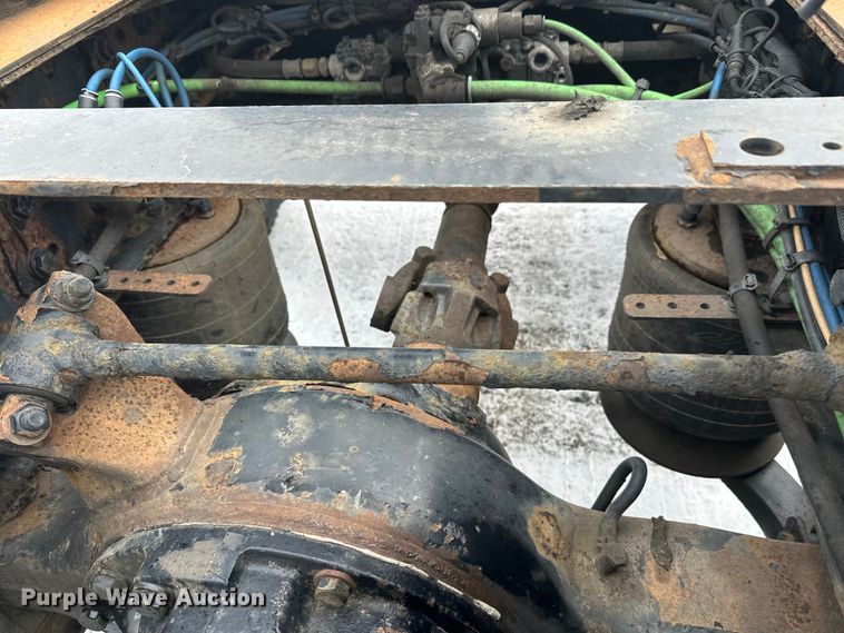 image for item FK1557 2015 Freightliner Cascadia  semi truck