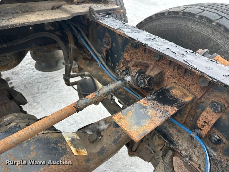 image for item FK1557 2015 Freightliner Cascadia  semi truck