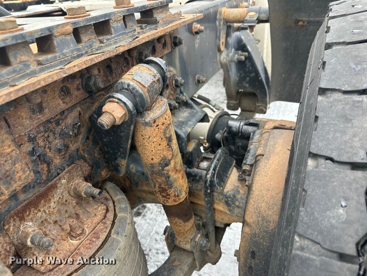 image for item FK1557 2015 Freightliner Cascadia  semi truck