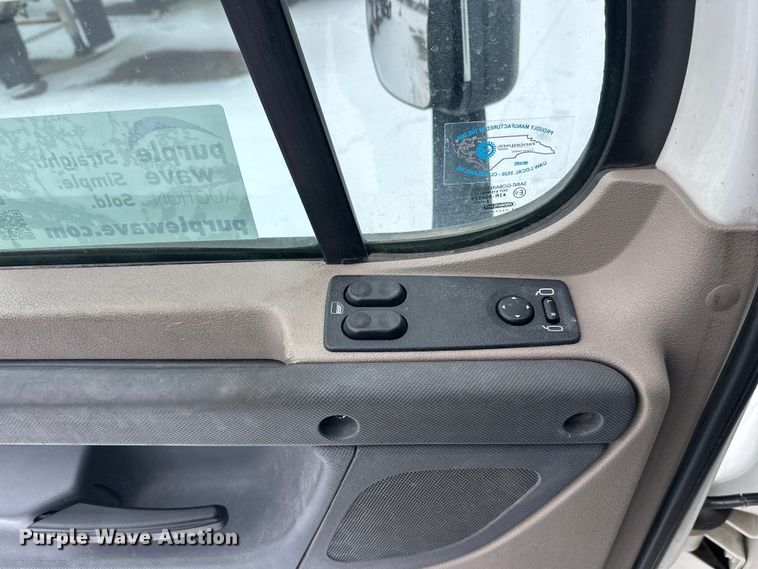 image for item FK1557 2015 Freightliner Cascadia  semi truck