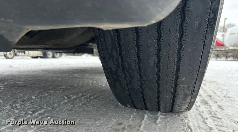 image for item FK1557 2015 Freightliner Cascadia  semi truck