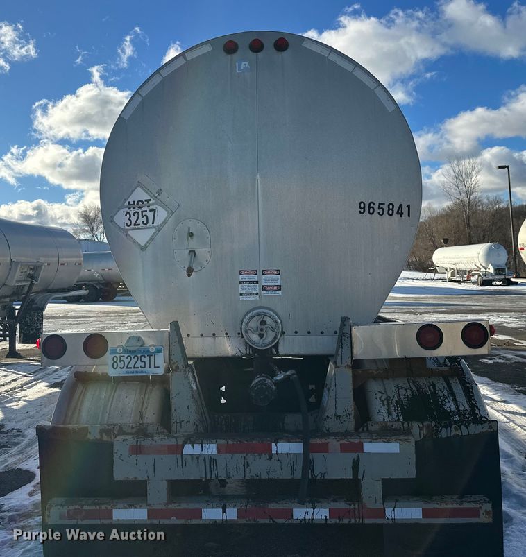 image for item FK1571 1996 Polar Tank asphalt trailer