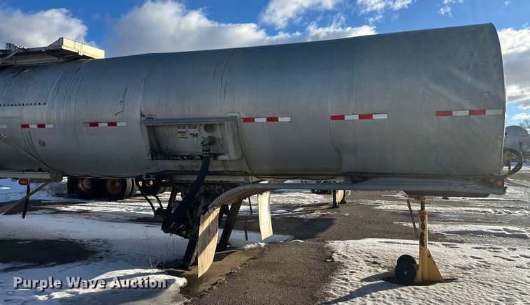 image for item FK1571 1996 Polar Tank asphalt trailer