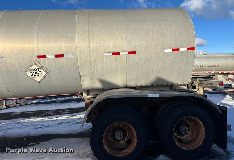 image for item FK1571 1996 Polar Tank asphalt trailer