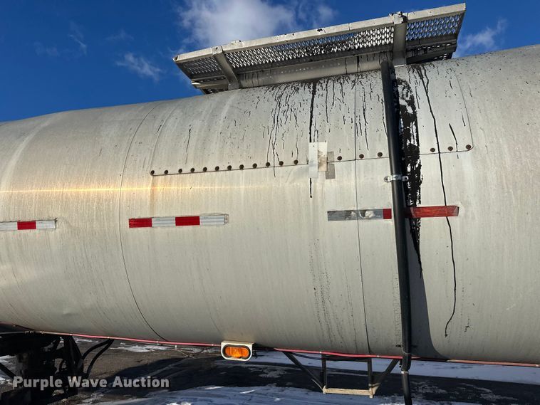 image for item FK1571 1996 Polar Tank asphalt trailer