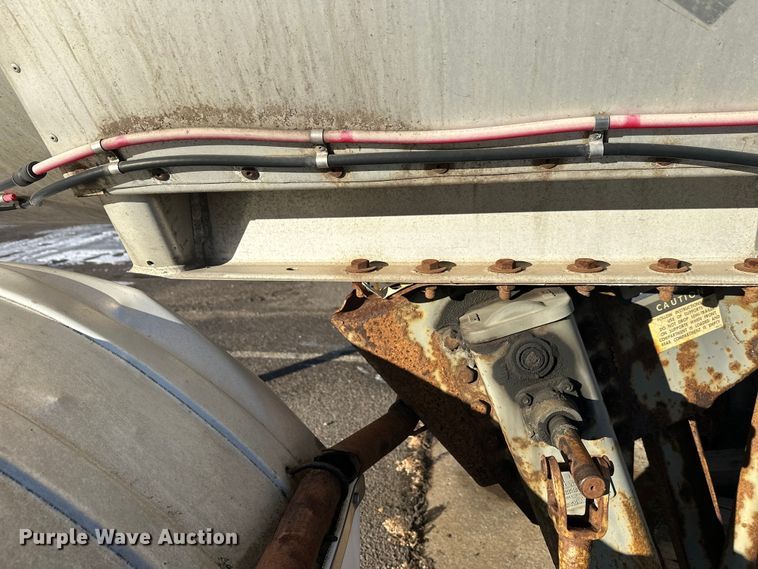 image for item FK1571 1996 Polar Tank asphalt trailer