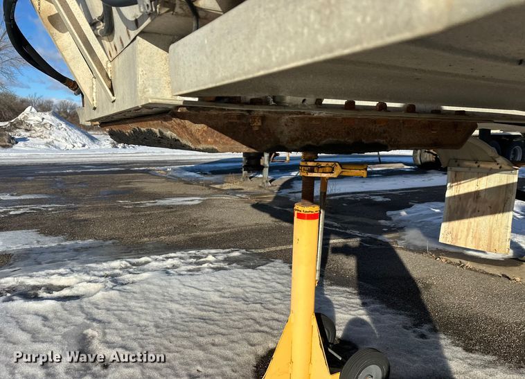 image for item FK1571 1996 Polar Tank asphalt trailer