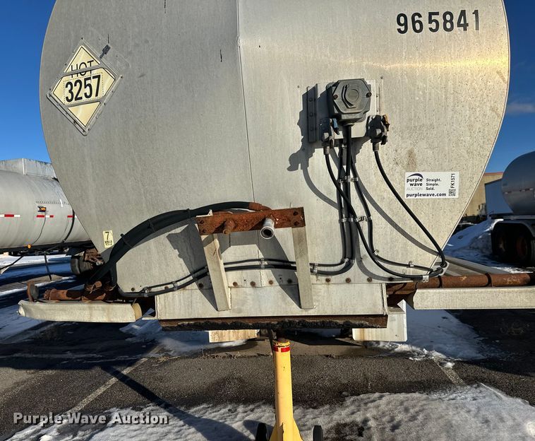 image for item FK1571 1996 Polar Tank asphalt trailer