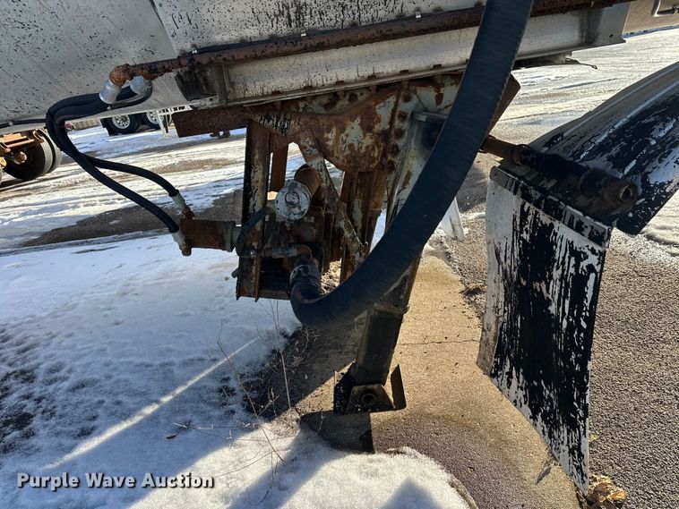 image for item FK1571 1996 Polar Tank asphalt trailer