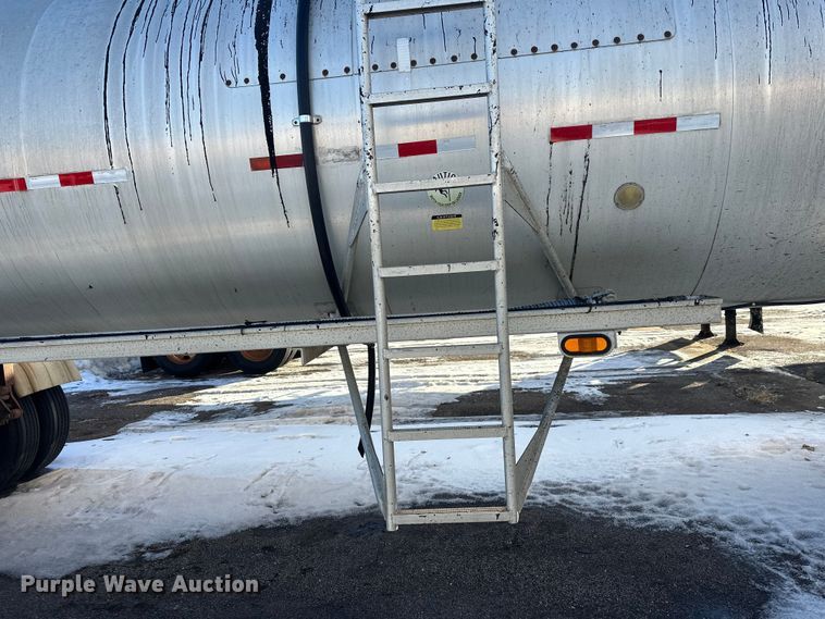 image for item FK1571 1996 Polar Tank asphalt trailer