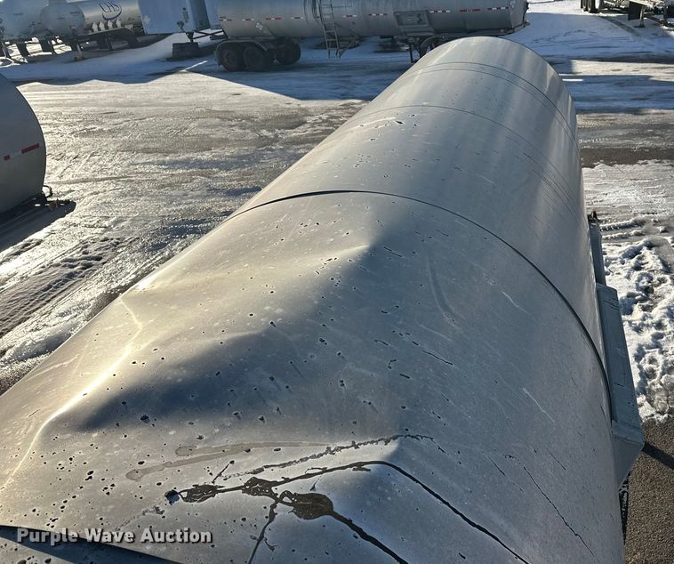 image for item FK1571 1996 Polar Tank asphalt trailer