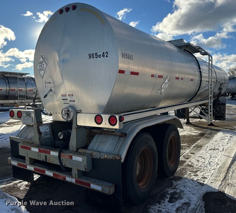 image for item FK1572 1996 Polar Tank asphalt trailer