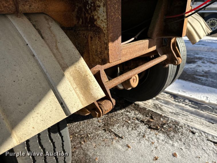 image for item FK1572 1996 Polar Tank asphalt trailer